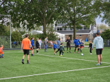 Laatste training S.K.N.W.K. JO7-1 (partijtje tegen de ouders) van maandag 27 mei 2024 (41/180)